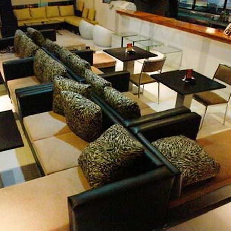 Sir William'S Hotel Quezon City Ngoại thất bức ảnh