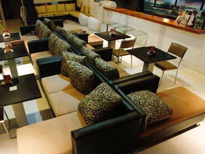 Sir William'S Hotel Quezon City Ngoại thất bức ảnh